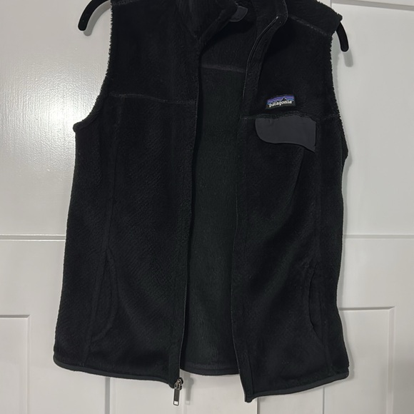 Patagonia vest! - Picture 3 of 10